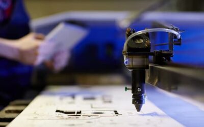 Serviço de corte e dobra de chapas CNC em São Paulo